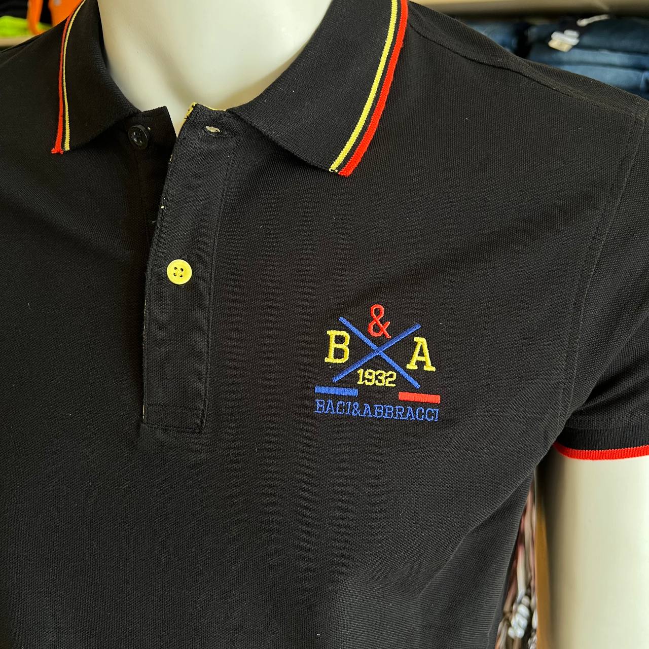 Polo manica corta baci & abbracci