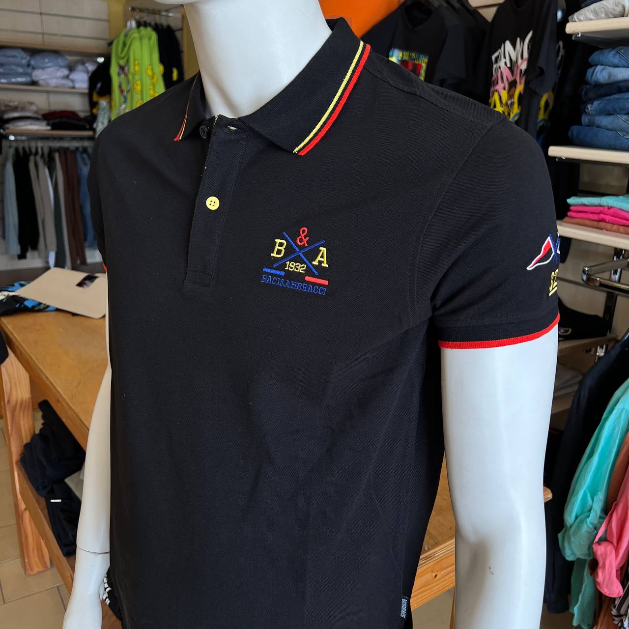 Polo manica corta baci & abbracci