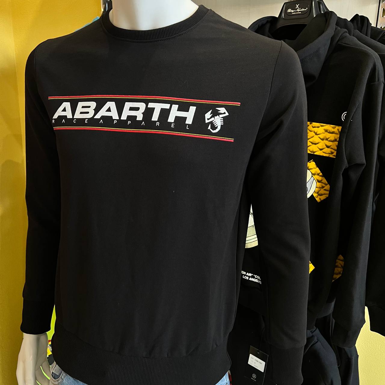Felpa nera abarth