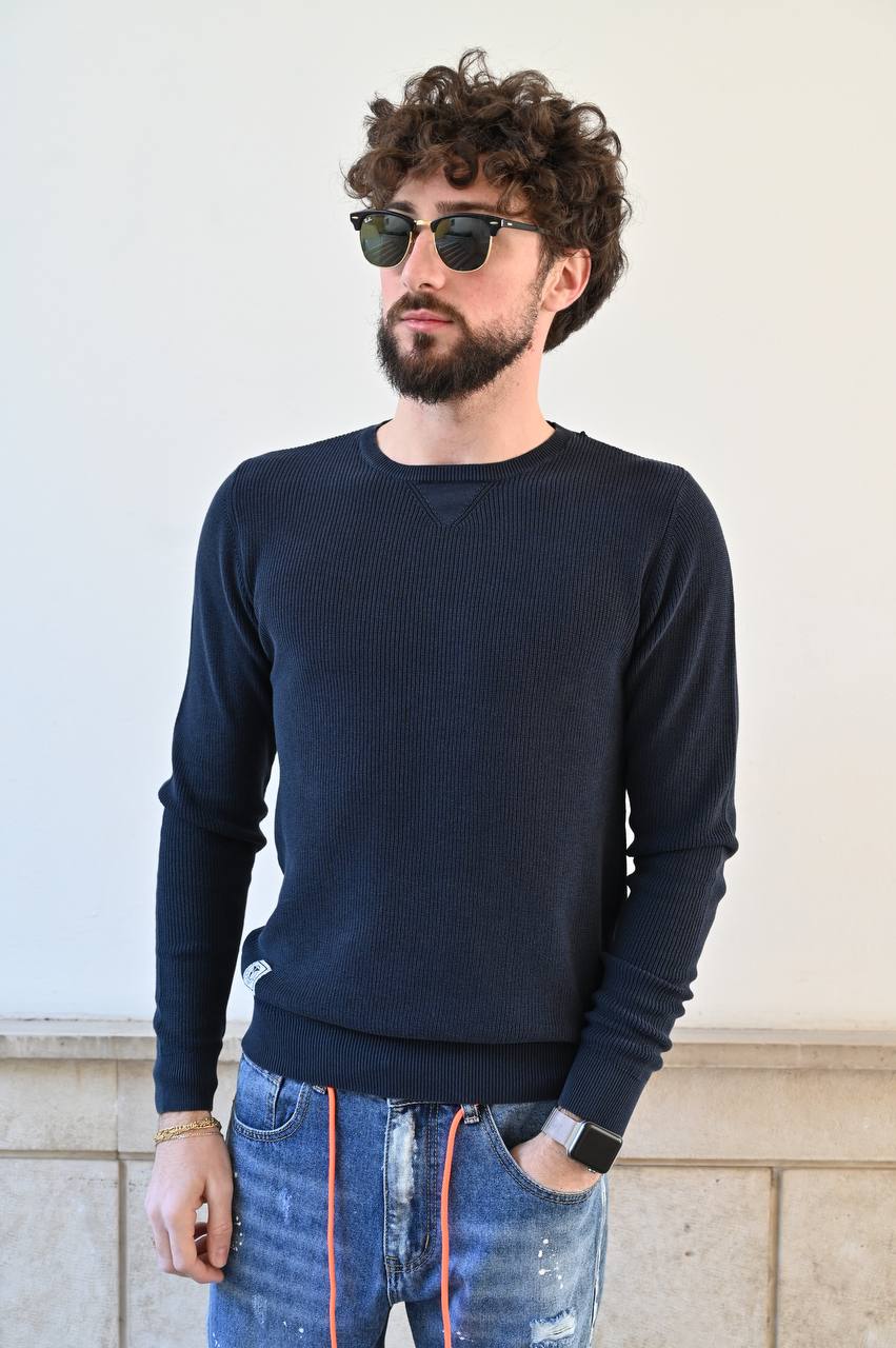Maglia blu navy girocollo