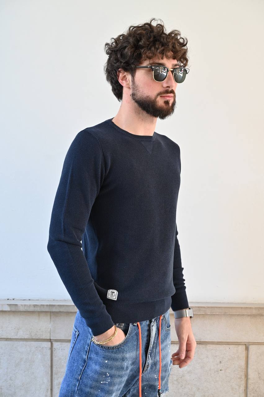 Maglia blu navy girocollo