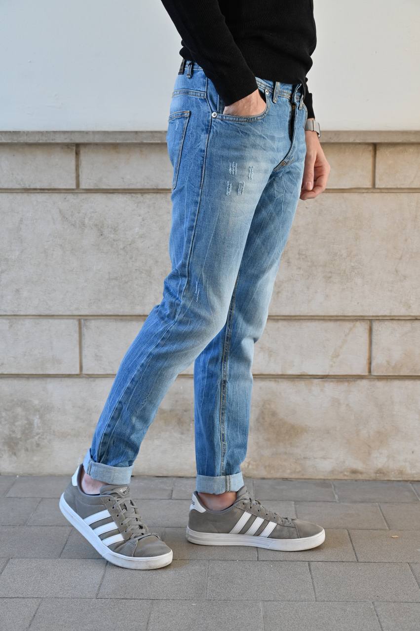 Jeans slim fit chiari
