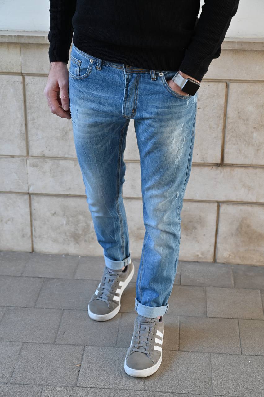 Jeans slim fit chiari