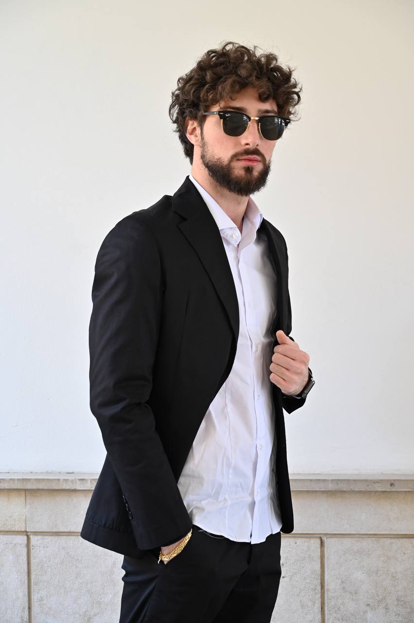 Giacca nera elegante