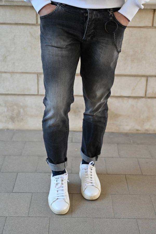 Jeans uomo nero slim effetto invecchiato